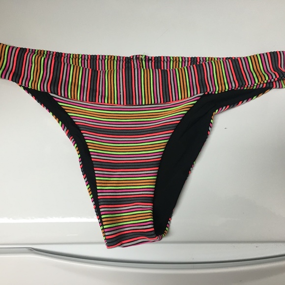 LULI FAMA Jungle Glow REVERSIBLE Two Piece Bikini EUC - Picture 7 of 13